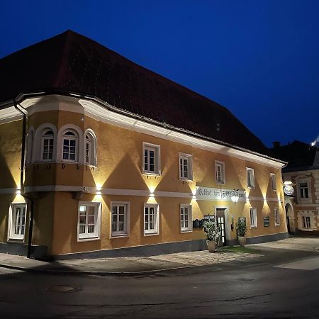 Gasthof Zum Goldenen Loewen Ehrenhausen Exterior photo